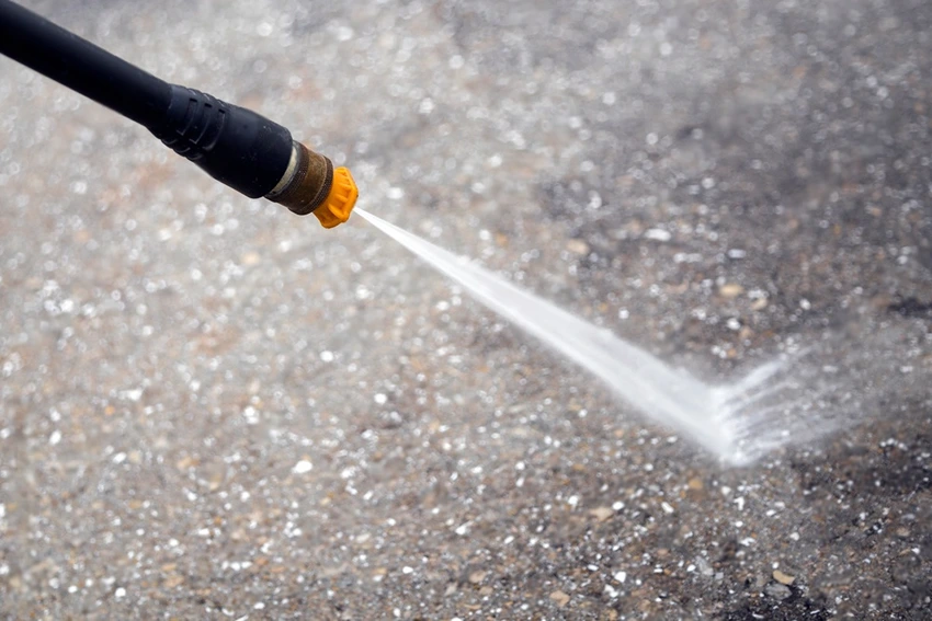 Step-by-step Guide on Cleaning the Pressure Washer