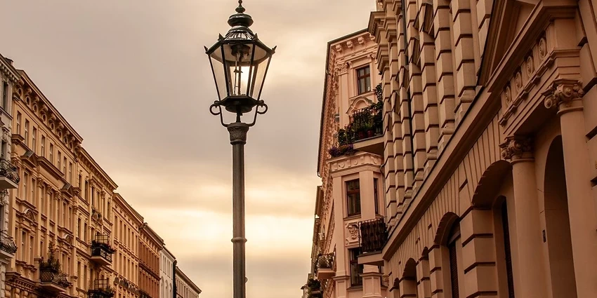 Dusk to Dawn Lights